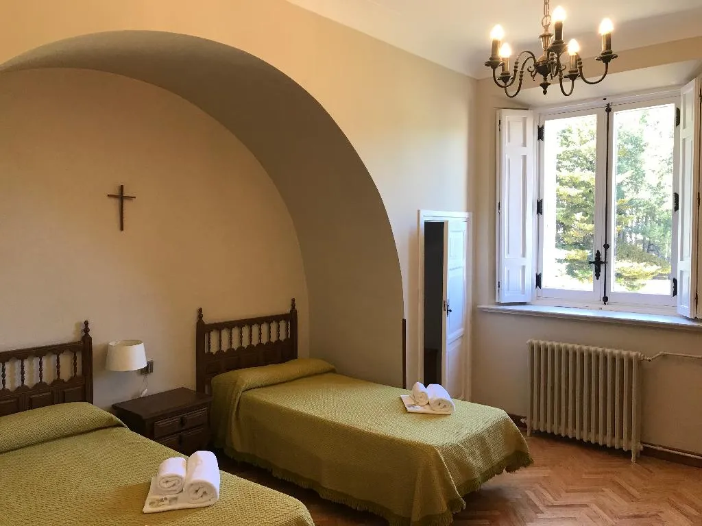 Double or Twin STANDARD Room, Hospederia Santa Cruz, Madrid
