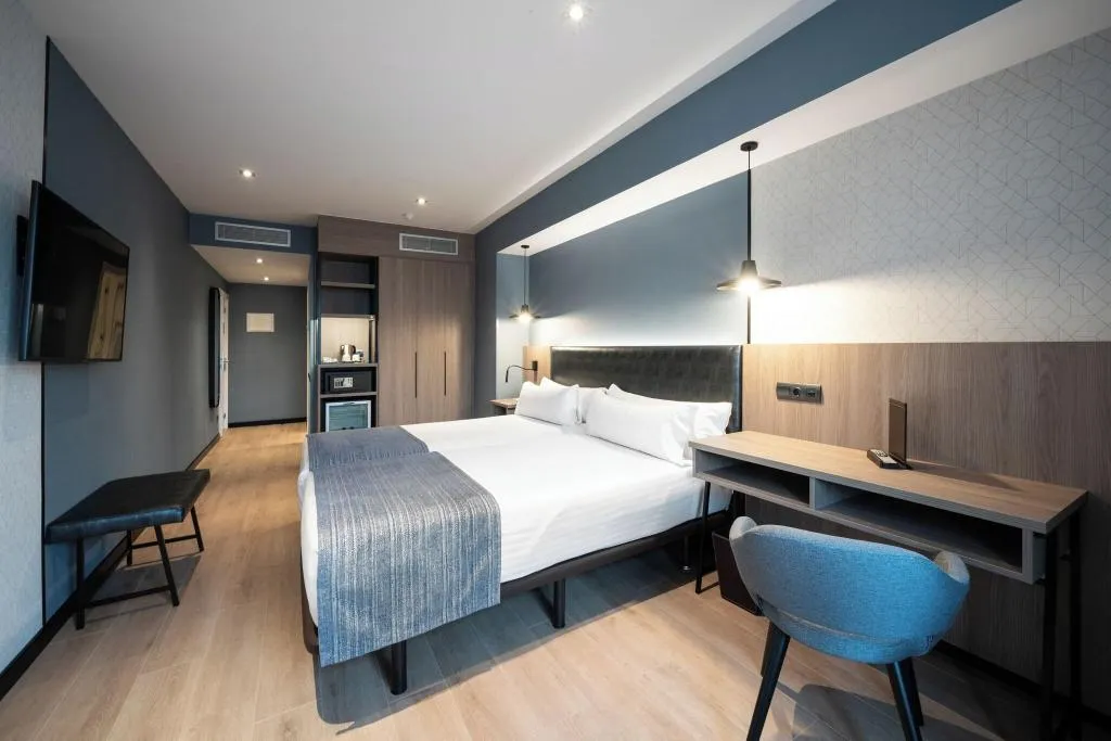DOUBLE SINGLE USE PREMIUM Room, Catalonia Atenas, Barcelona