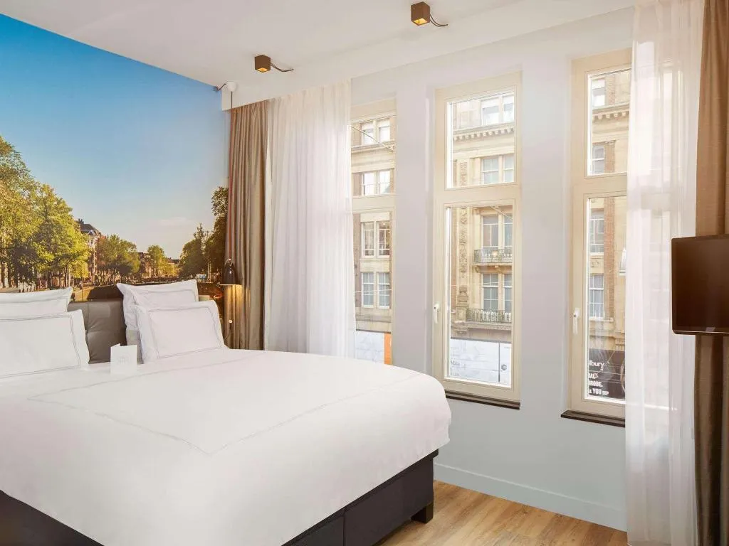 JUNIOR SUITE WITH BALCONY Room, Swissotel Amsterdam, Amsterdam