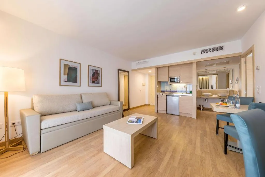 Room, Zafiro Bahia, Majorca