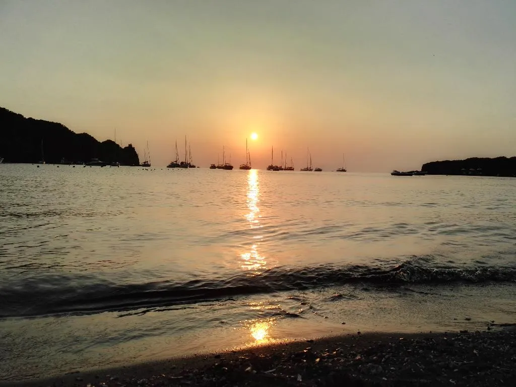 Beach, Eros, Palermo