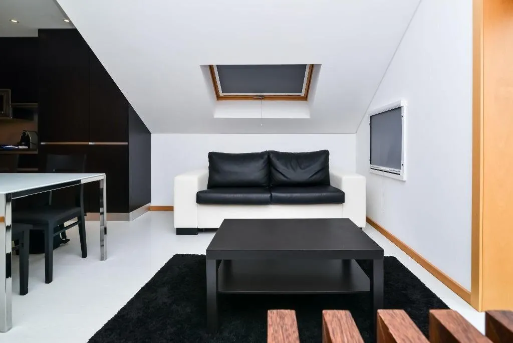 Room, Reis De Gaia, Porto