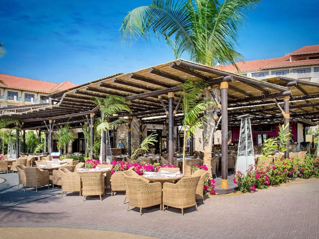 Bar, Sofitel Dubai The Palm, Dubai