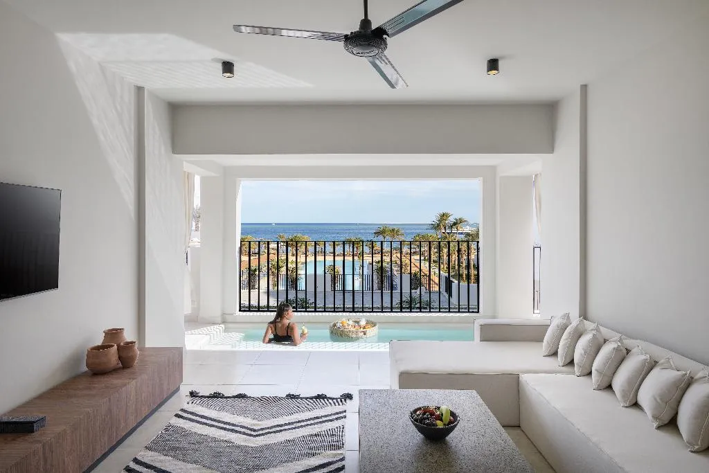 SUITE SEA VIEW Room, Serry Beach Resort, Red Sea Riviera