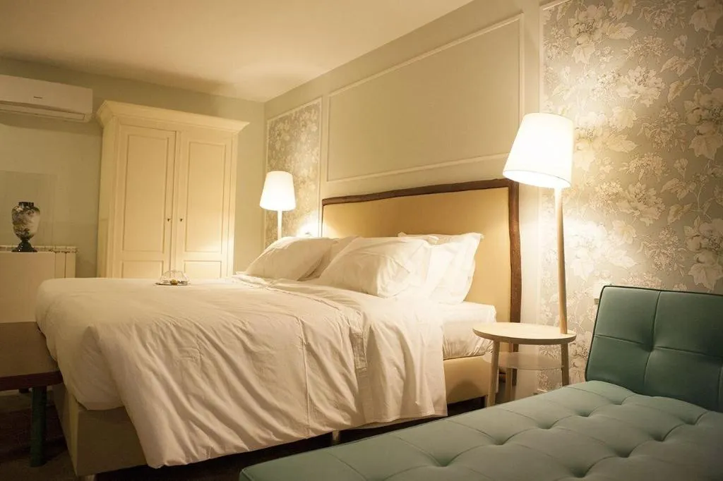 Room, In Porto Gallery Guesthouse, Porto