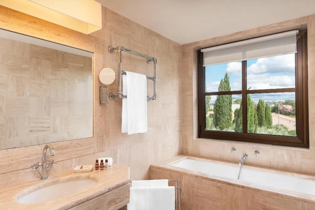 TWIN SUPERIOR GARDEN VIEW Room, Sheraton Parco de' Medici Rome Hotel, Rome