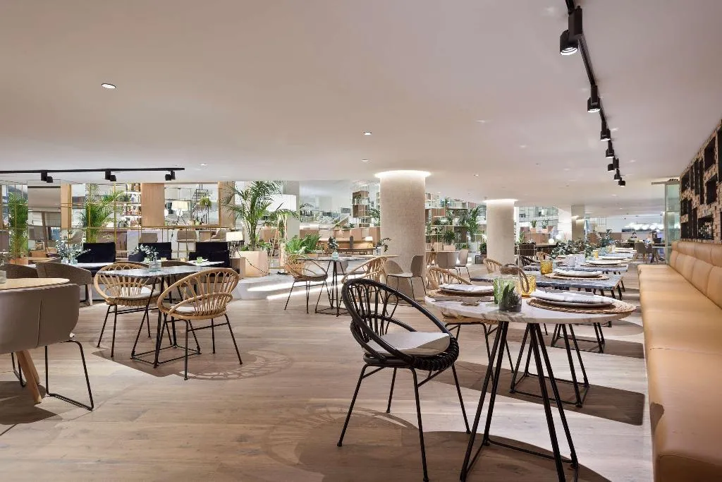 Restaurant, Melia Palma Marina, Majorca