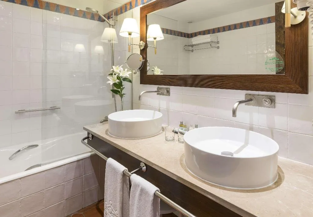 DOUBLE STANDARD Room, Parador de Jarandilla de la Vera, Madrid