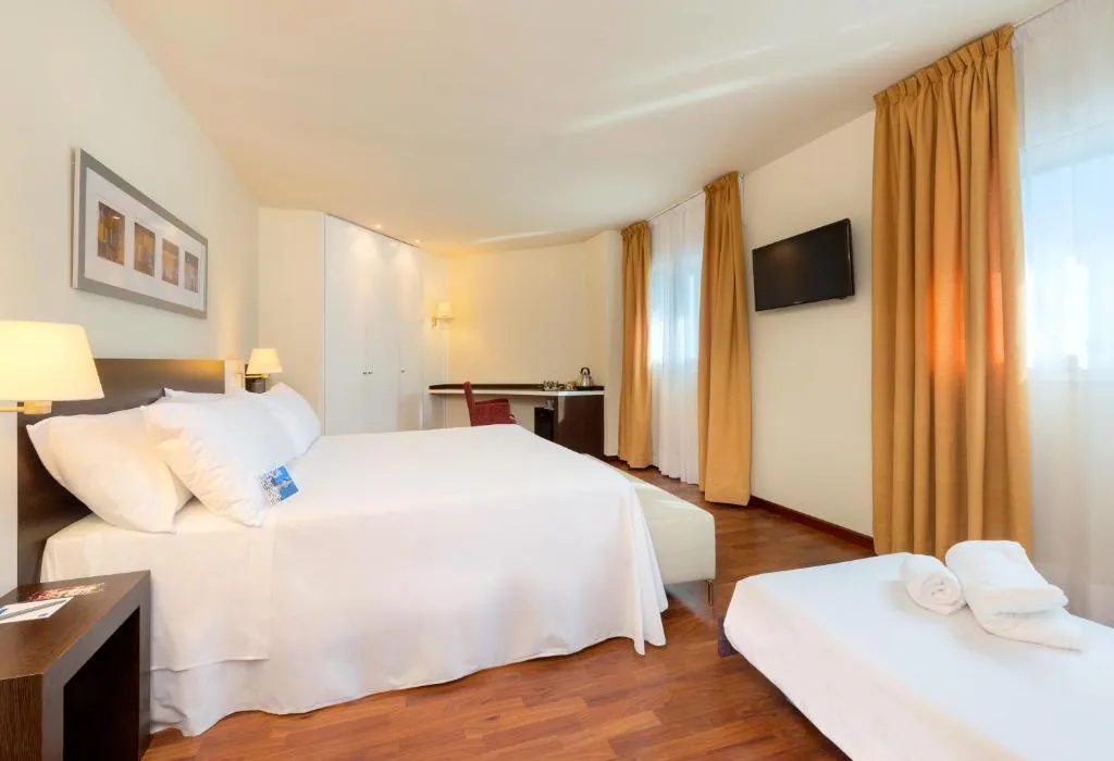 TRIPLE STANDARD Room, Port Valencia Feria, Valencia