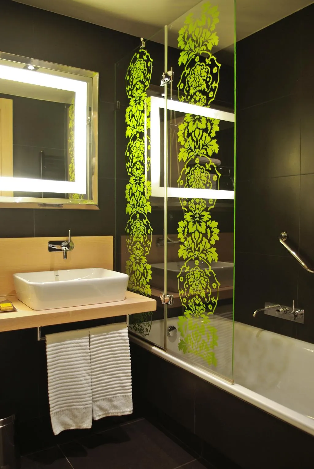 SUITE STANDARD Room, Double Tree by Hilton Girona, Costa Brava