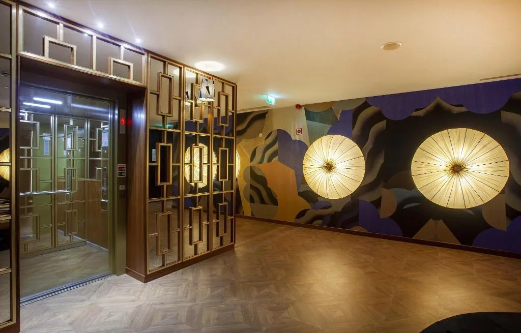 Lobby, Wine & Books Porto Hotel, Porto