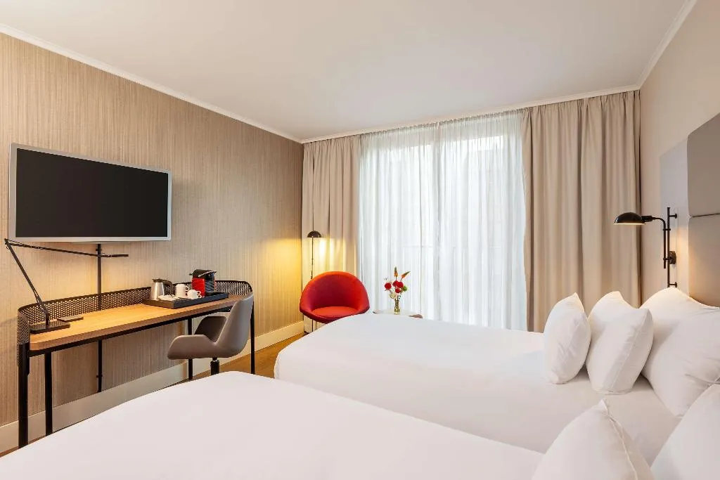 DOUBLE PREMIUM Room, NH Collection Berlin Mitte am Checkpoint Charlie, Berlin