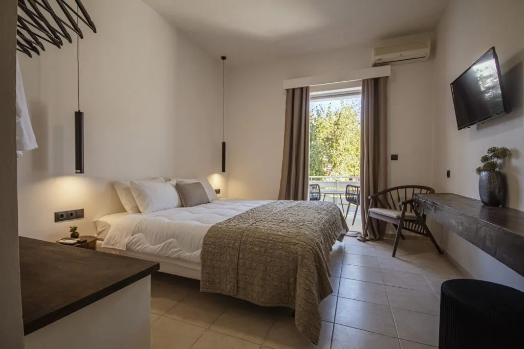 DOUBLE SUPERIOR Room, BOHOTEL Eleonas & Annex Apartments, Corfu
