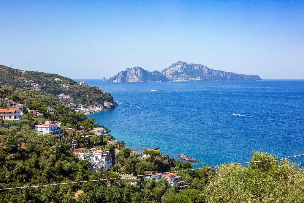 General view, Vista Di Capri, Naples