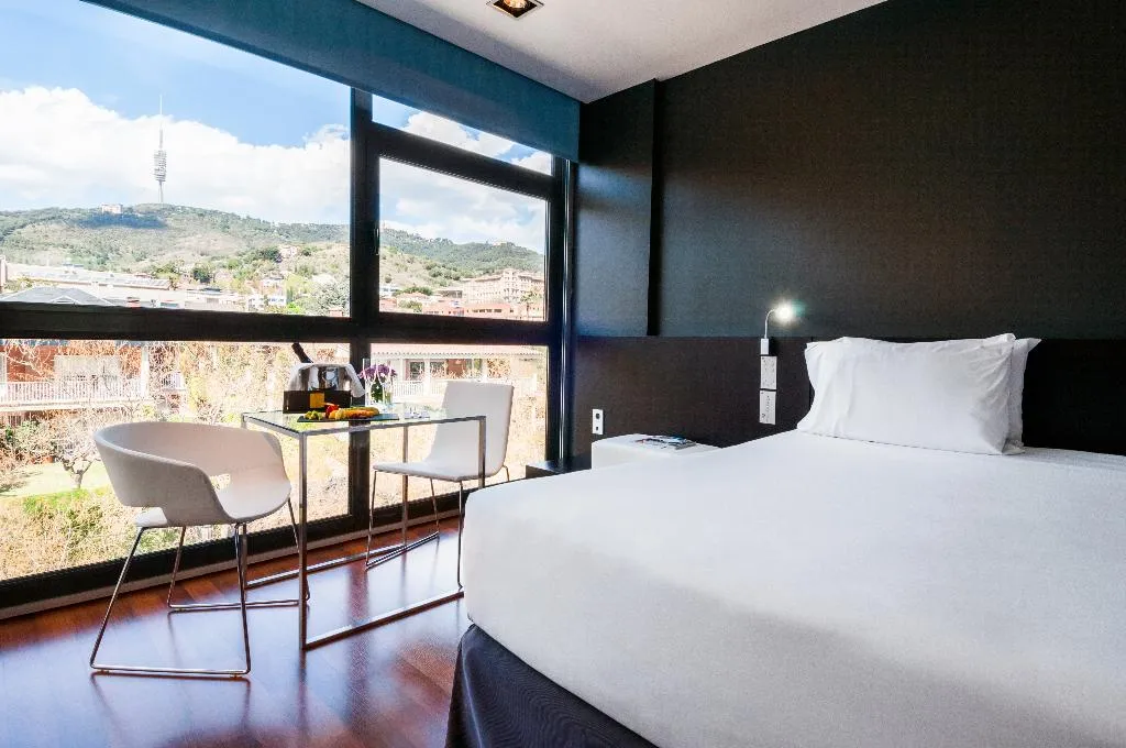 Double or Twin WITH VIEWS Room, Ikonik Angli, Barcelona