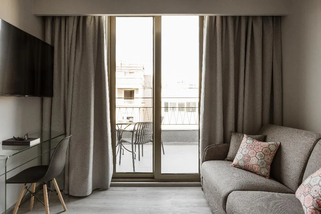 JUNIOR SUITE WITH BALCONY Room, Alassia, Athens