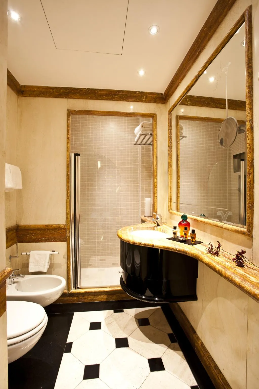 Double or Twin STANDARD Room, Valadier, Rome