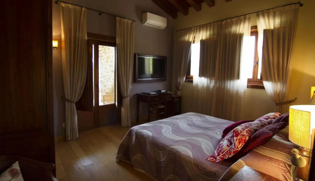 Room, Rusticae El Ventós, Barcelona