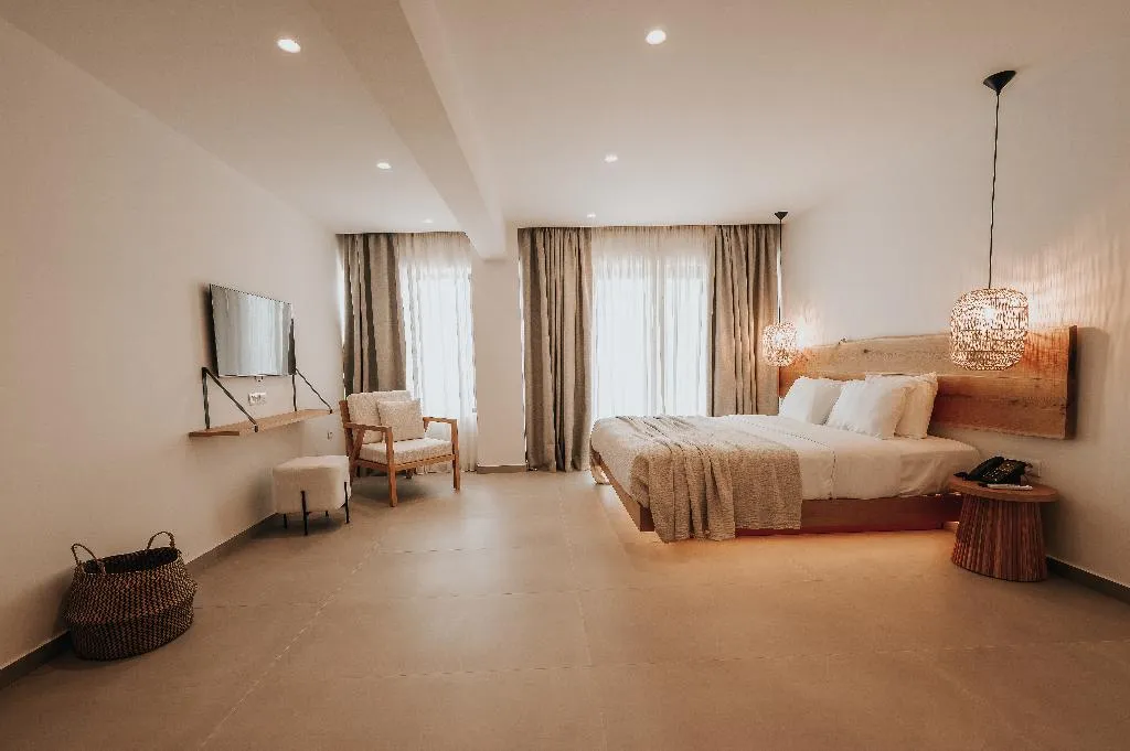 SUITE DELUXE ONE BED Room, Sagredo Boutique Hotel And Spa, Kos
