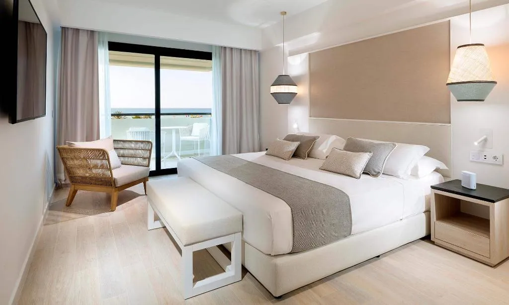 SUITE SEA VIEW Room, Grand Palladium Sicilia Resort & Spa, Palermo
