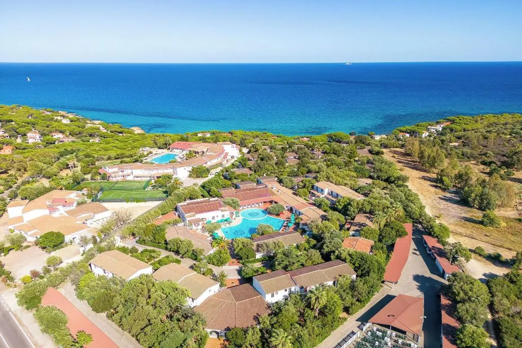 Beach, Alba Dorata Resort, Olbia