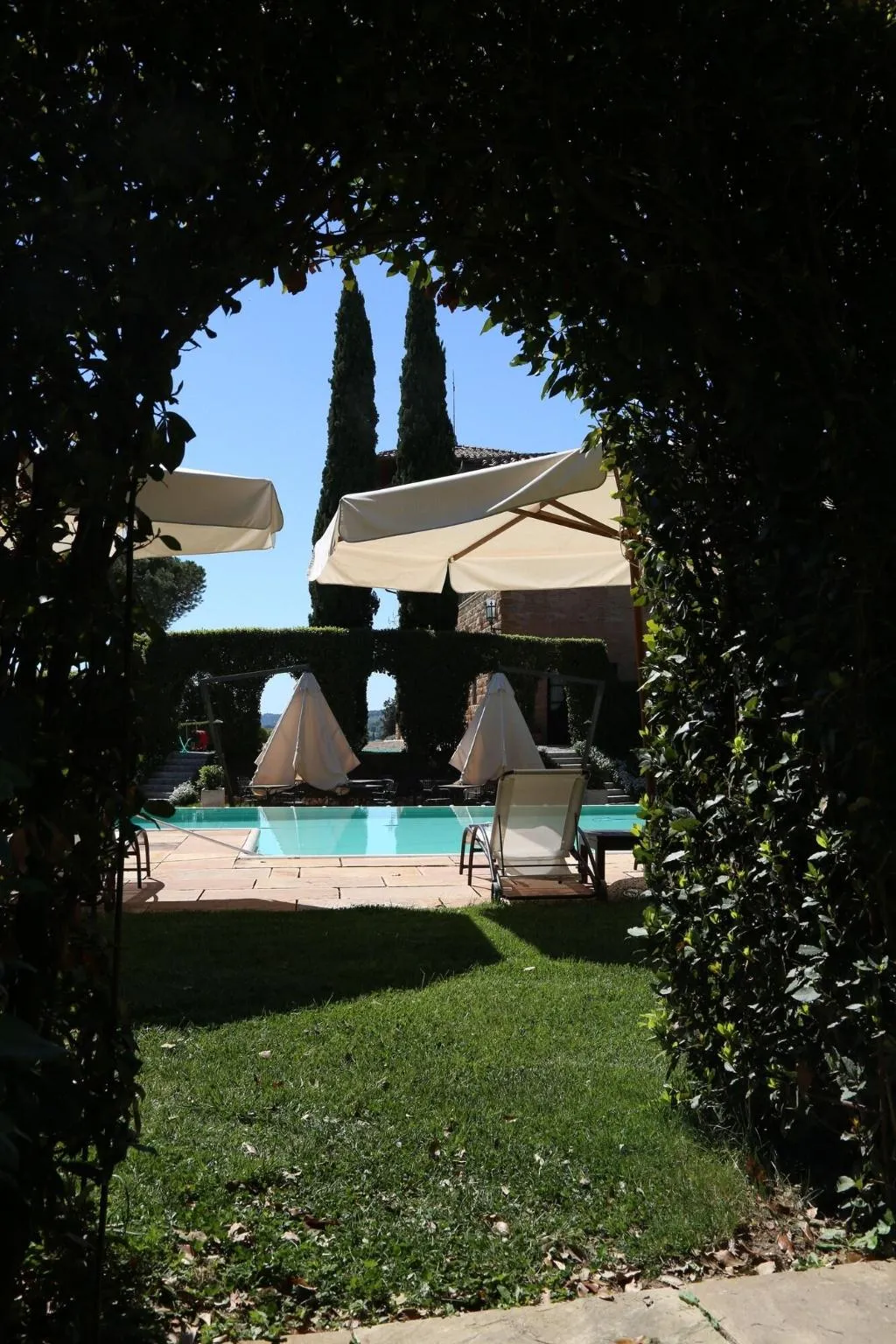 Pool, La Collegiata, Florence