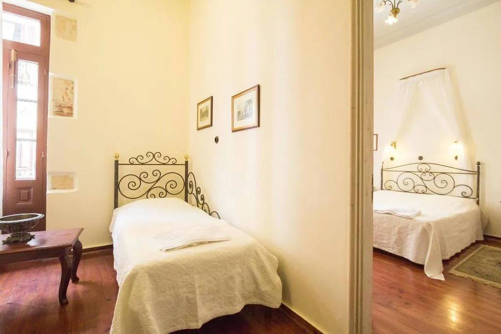 Room, Vilelmine, Crete