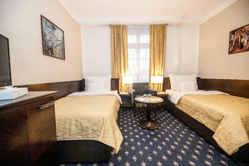 TWIN DELUXE Room, Pytloun Old Armoury Hotel Prague, Prague