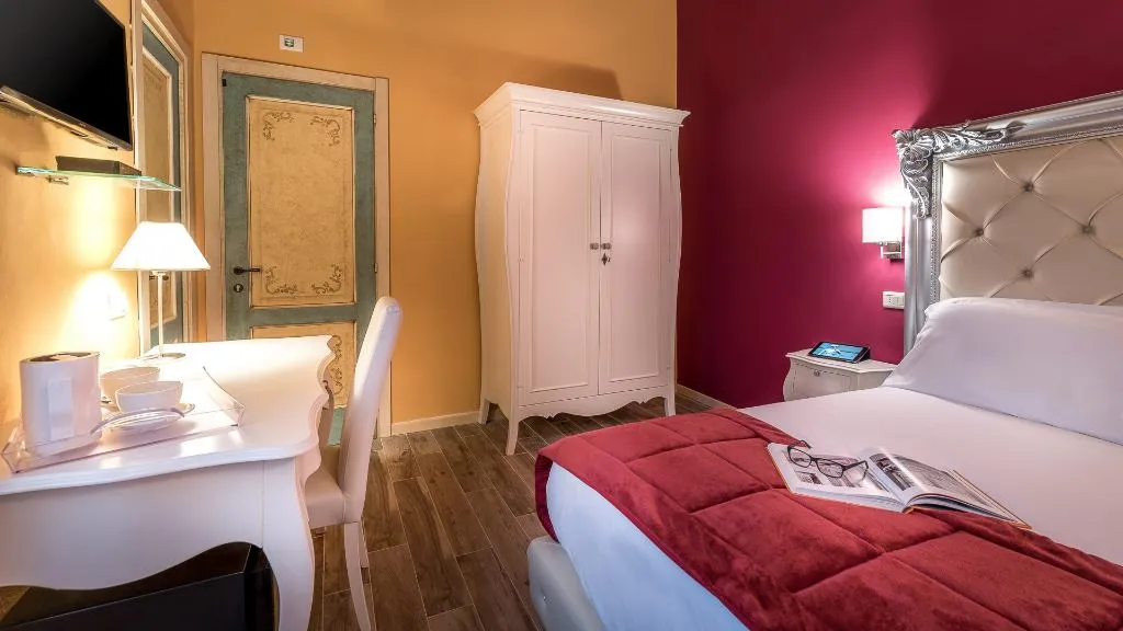 DOUBLE STANDARD Room, Residenza Conte di Cavour&Luxury Rooftop, Florence