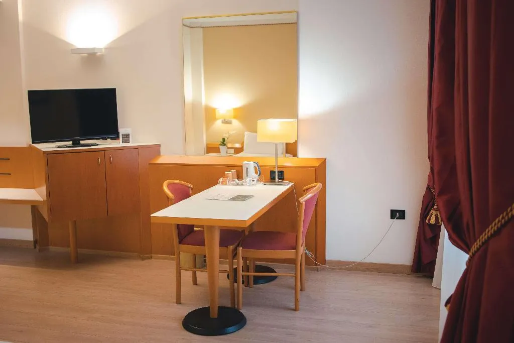 DOUBLE STANDARD Room, Best Western Mirage Hotel Fiera, Milan