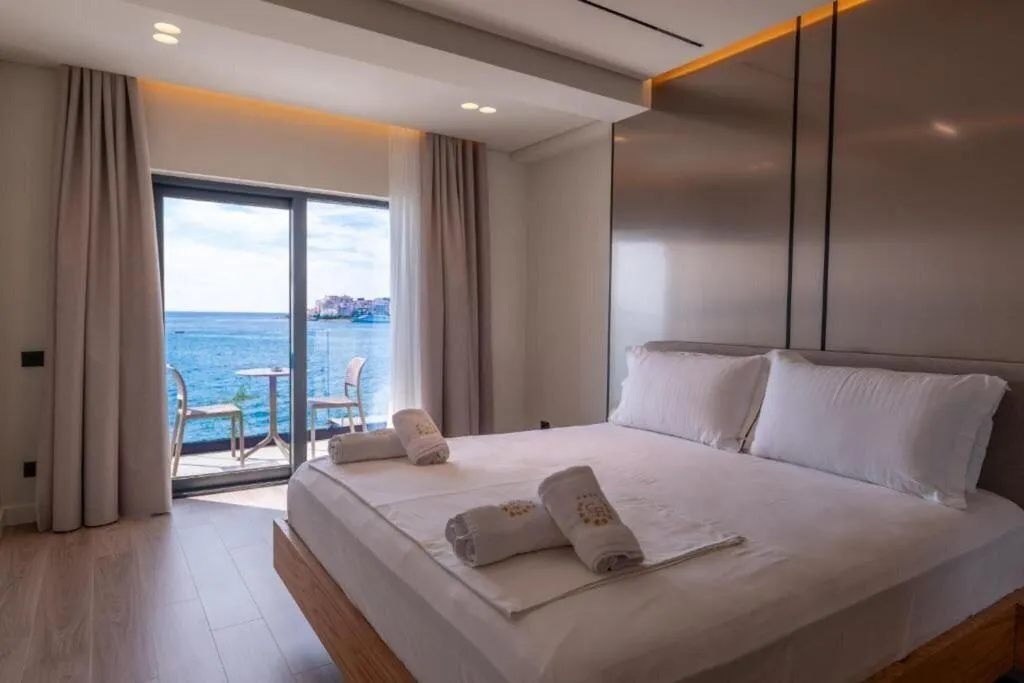 Room, Grand Hotel Saranda, Southern Albania