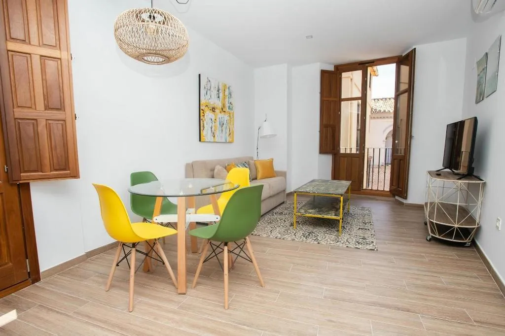 Room, Feelathome Ma Rtires Apartments, Costa Del Sol