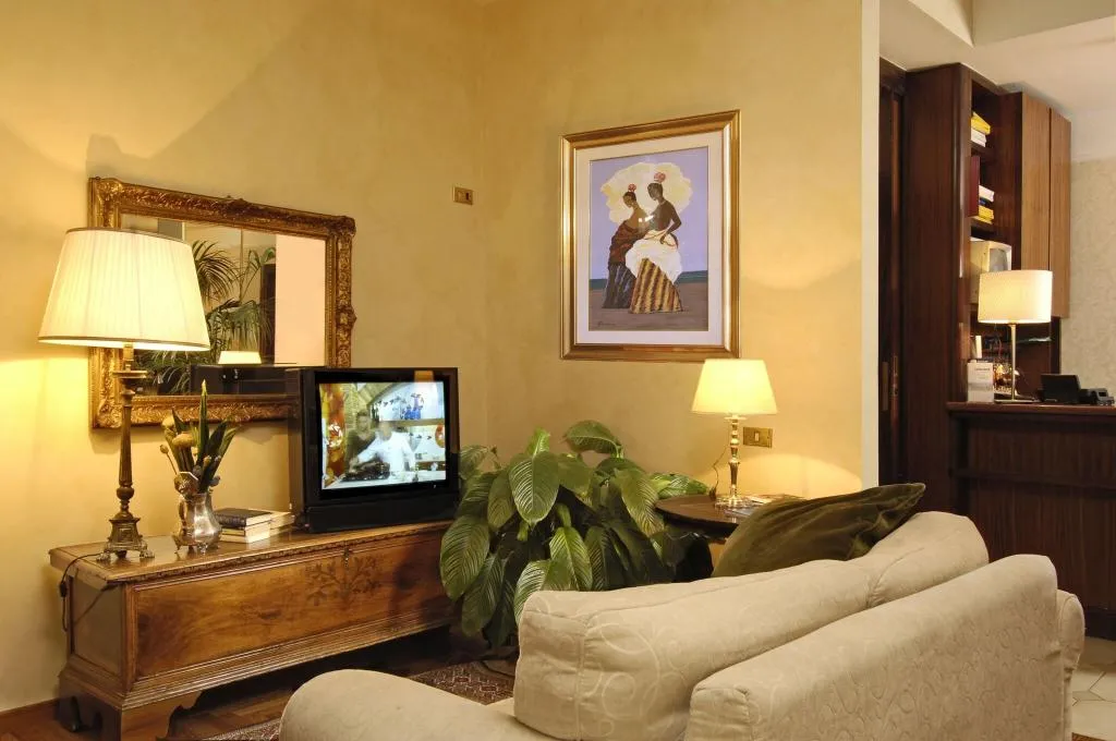 Lobby, Cacciani Giadrina, Rome