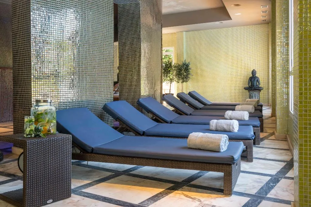 Sports and Entertainment, Salles Hotel Marina Portals, Majorca