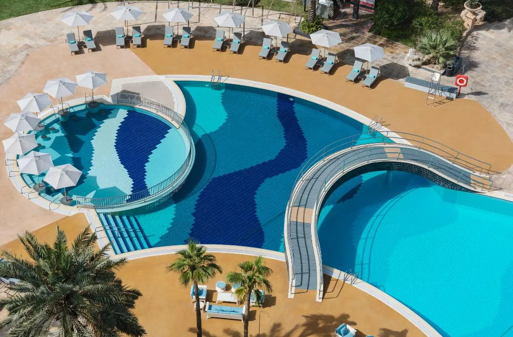 Pool, Le Royal Meridien Beach Resort and Spa, Dubai