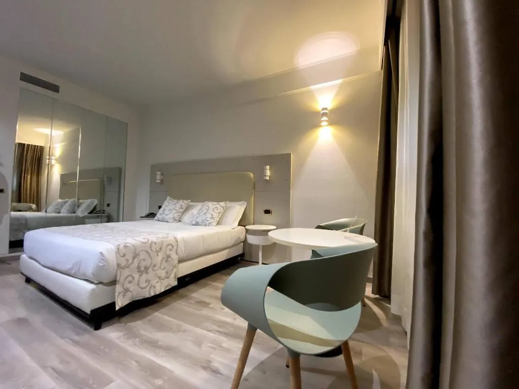 Room, Hotel Motel Visconteo, Milan