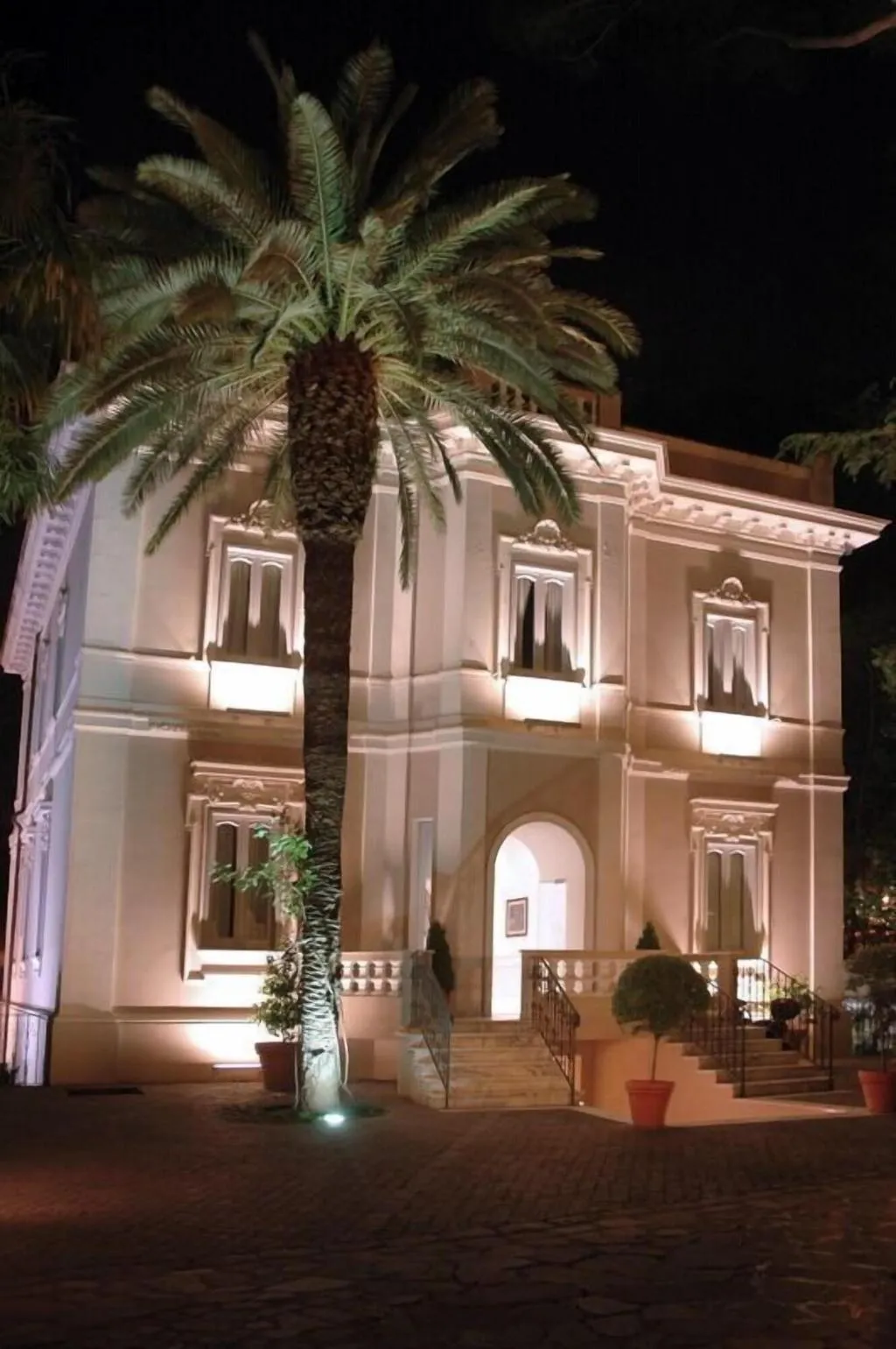General view, Hotel Flora, Rome