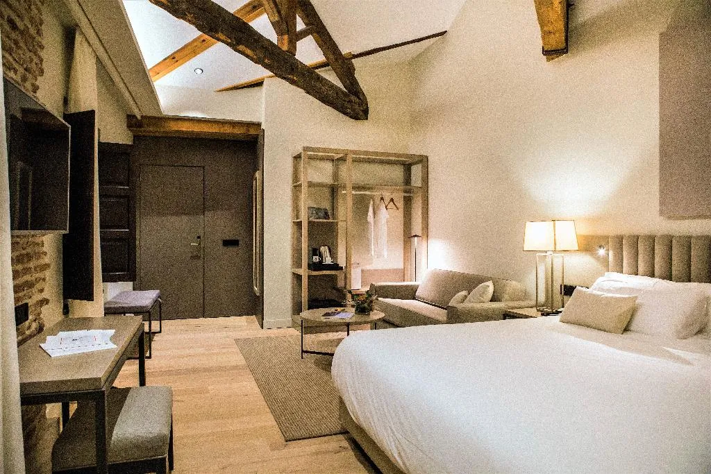 JUNIOR SUITE KING SIZE BED Room, Sofraga Palacio, WorldHotels Crafted, Madrid
