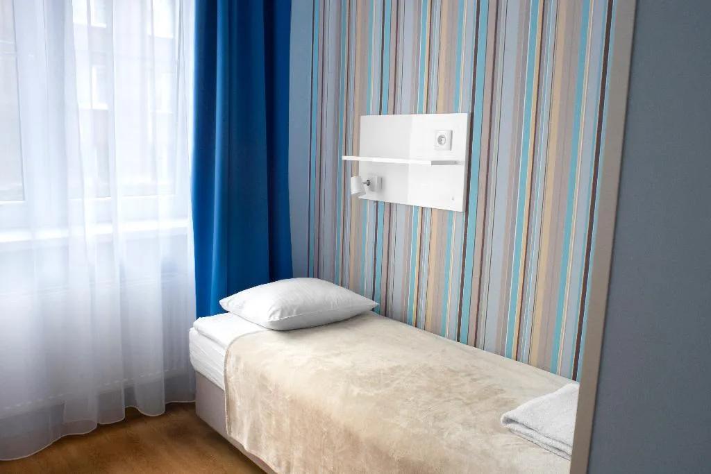 SINGLE DELUXE Room, Hostel Premium Kraków, Krakow