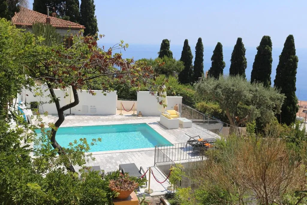 Pool, Casa Cuseni, Taormina