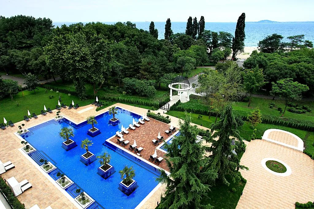 Pool, Grand Hotel & Spa Primoretz, Bourgas