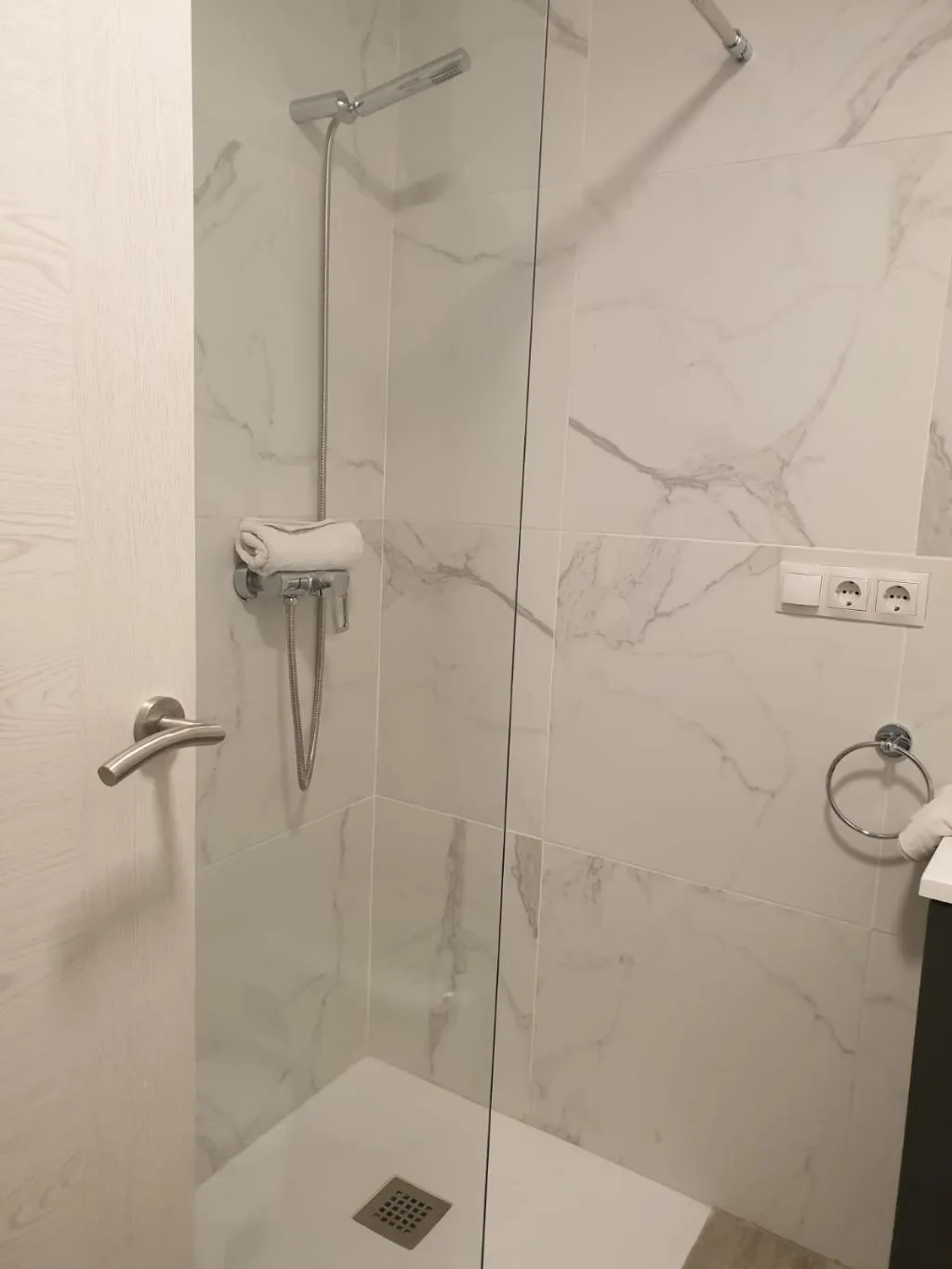 STUDIO ONE BEDROOM Room, Style Apartments Cabanyal Marina Beach, Valencia