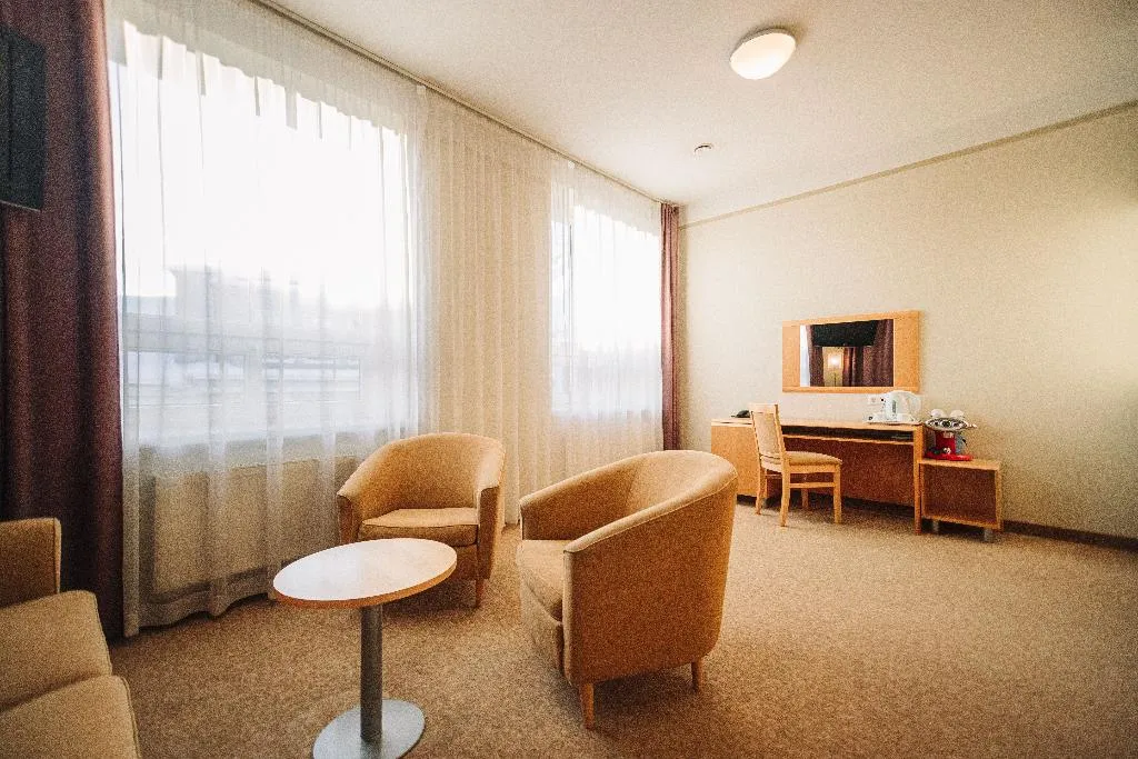 SUITE RESORT VIEW Room, Rixwell Viru Square Hotel, Tallinn