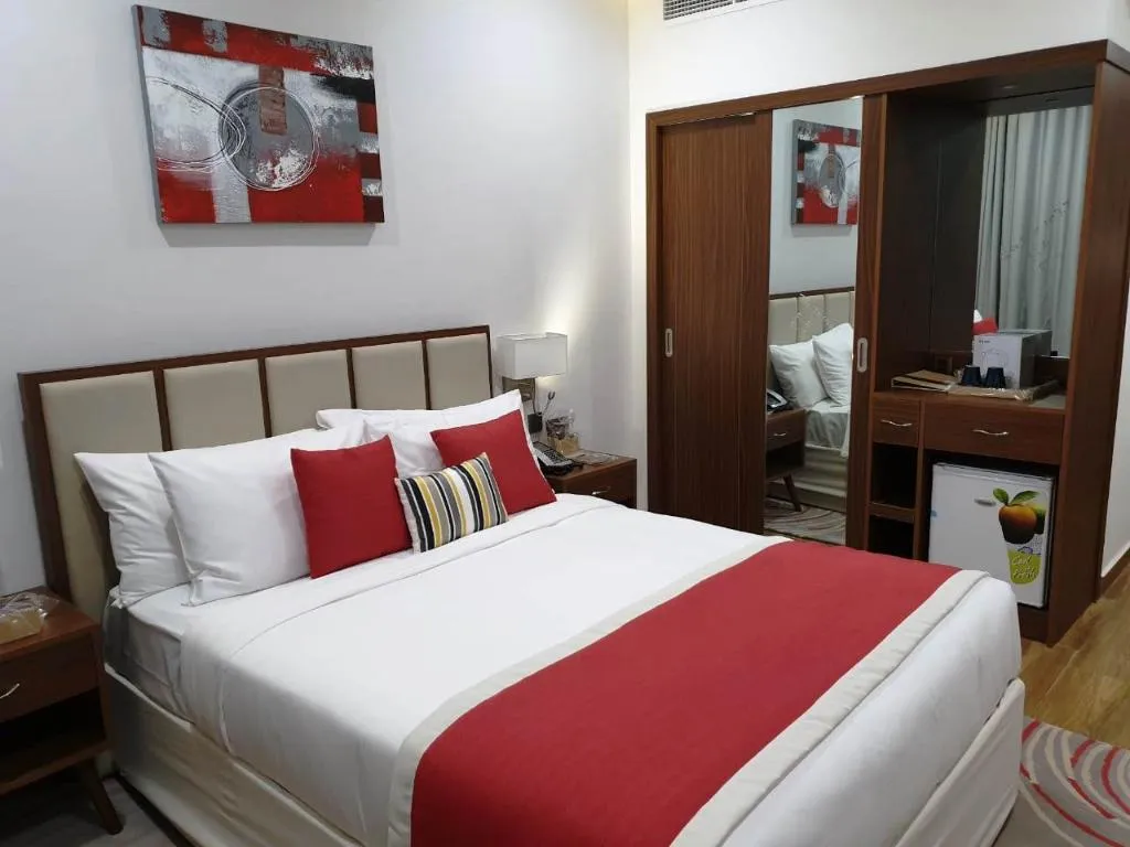 Room, Le Wana Hotel, Dubai