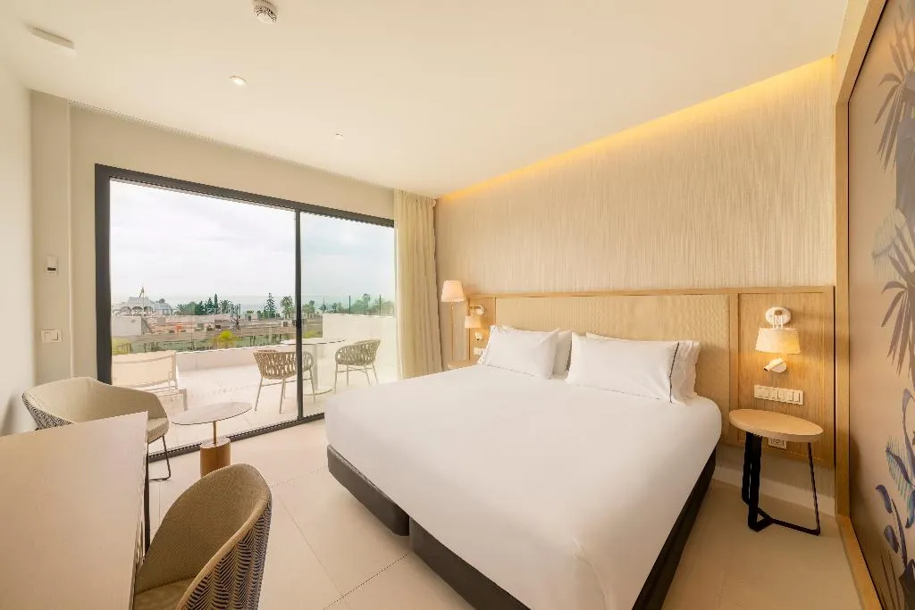 Double or Twin DELUXE Room, Eurostars Ocean Marbella, Costa Del Sol