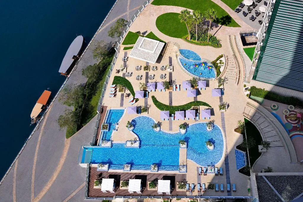 Pool, Crowne Plaza Dubai Festival City, Dubai