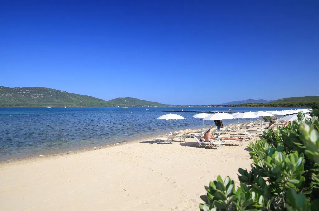 Beach, Corte Rosada Adults Only Affiliated by Meliá, Alghero