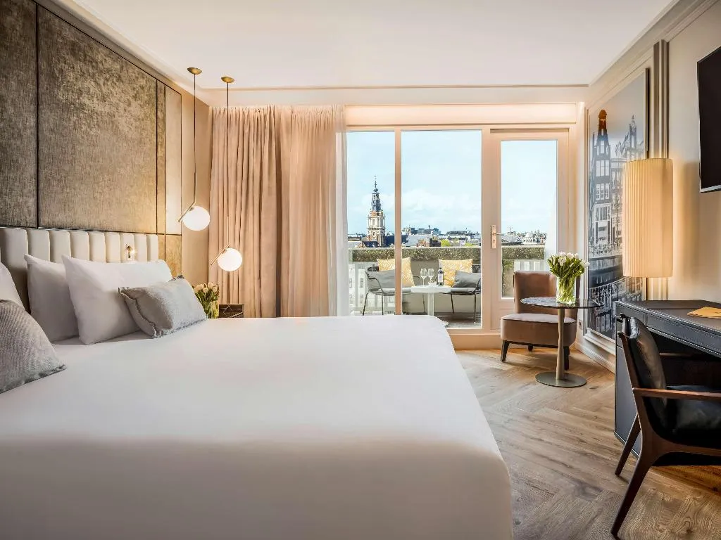 DOUBLE WITH TERRACE Room, Anantara Grand Hotel Krasnapolsky Amsterdam, Amsterdam