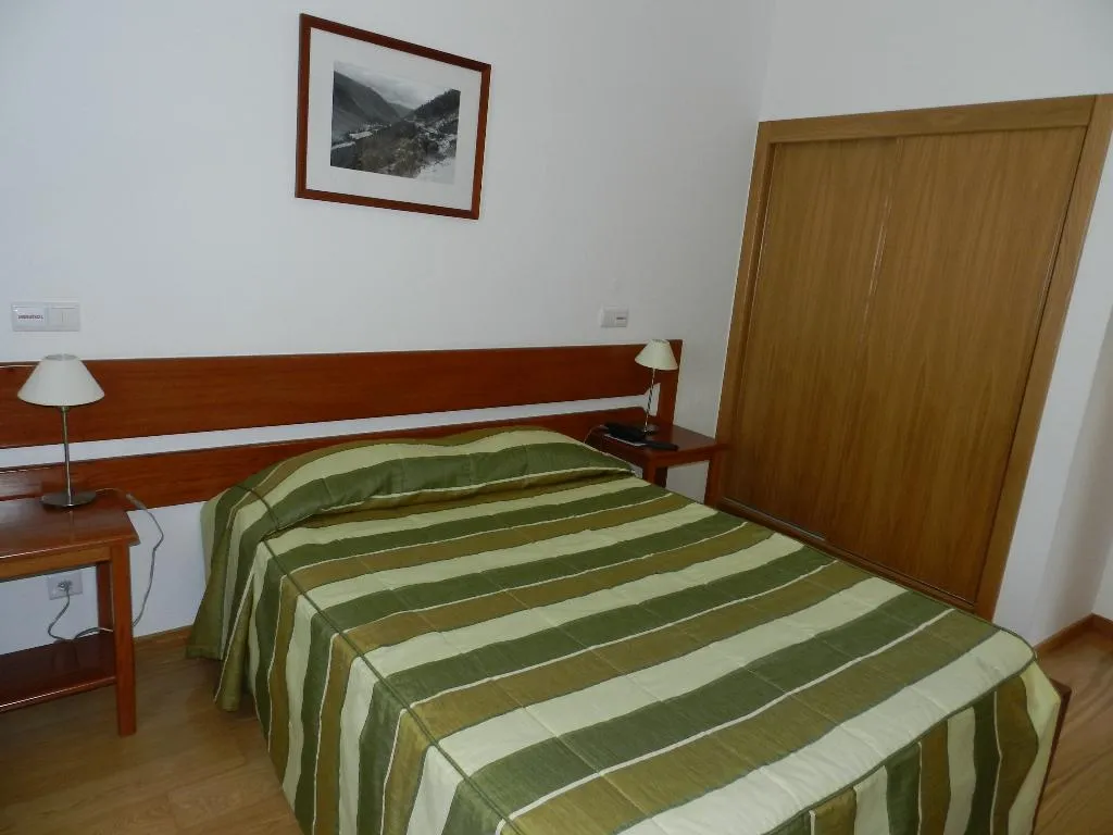 Room, Albergaria Senhora do Espinheiro, Porto
