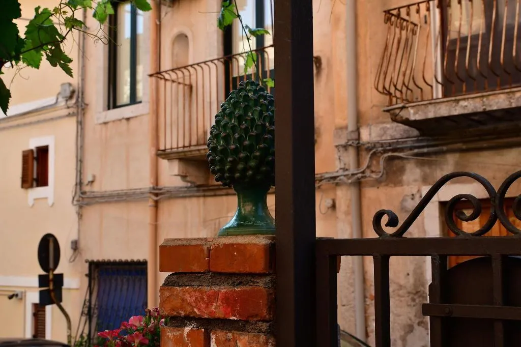 Terrace, B&B Casa Cifali, Taormina